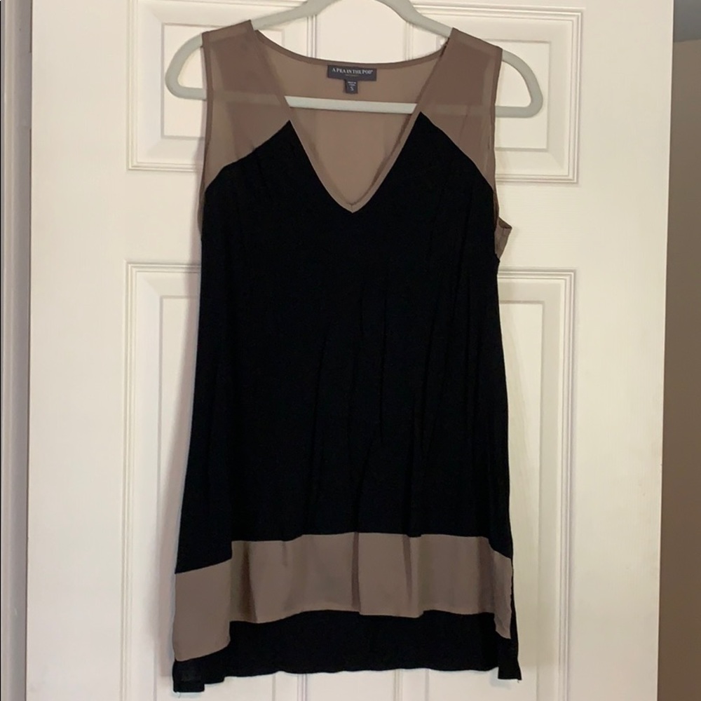 A Pea in the Pod Maternity Top